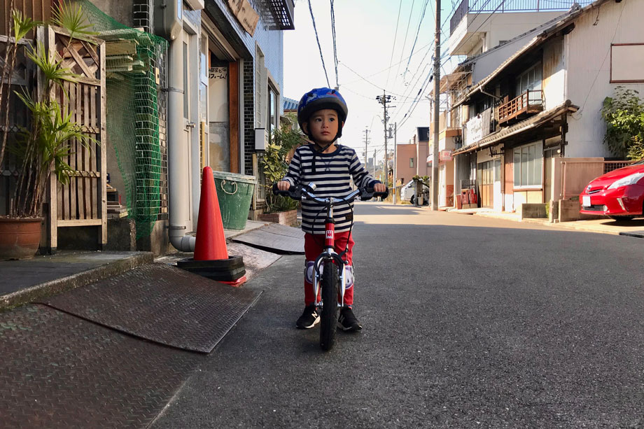 ストライダー,自転車,３歳