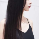 ツヤと柔らかさを両立。自然で美しいYOLの縮毛矯正