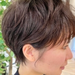 朝楽で決まる大人ショートパーマスタイル