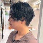 ラフな動きがおしゃれな大人ショートパーマ